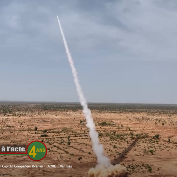 Burkina Faso muestra sus arsenales de origen chino con una sorpresa inesperada